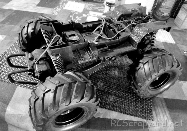 Nikko Hawg 4WD Chassis